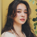 小女孩撒尿照片