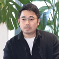 小女孩撒尿照片